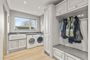 Photo 9- click for photo gallery